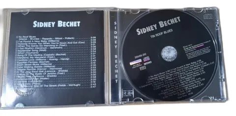 Sidney Bechet - Tin Roof Blues
